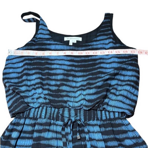 BCBGENERATION Silky Rayon Full Lined Romper Drawstring Waist Patch Pockets Sz S - Picture 5 of 7